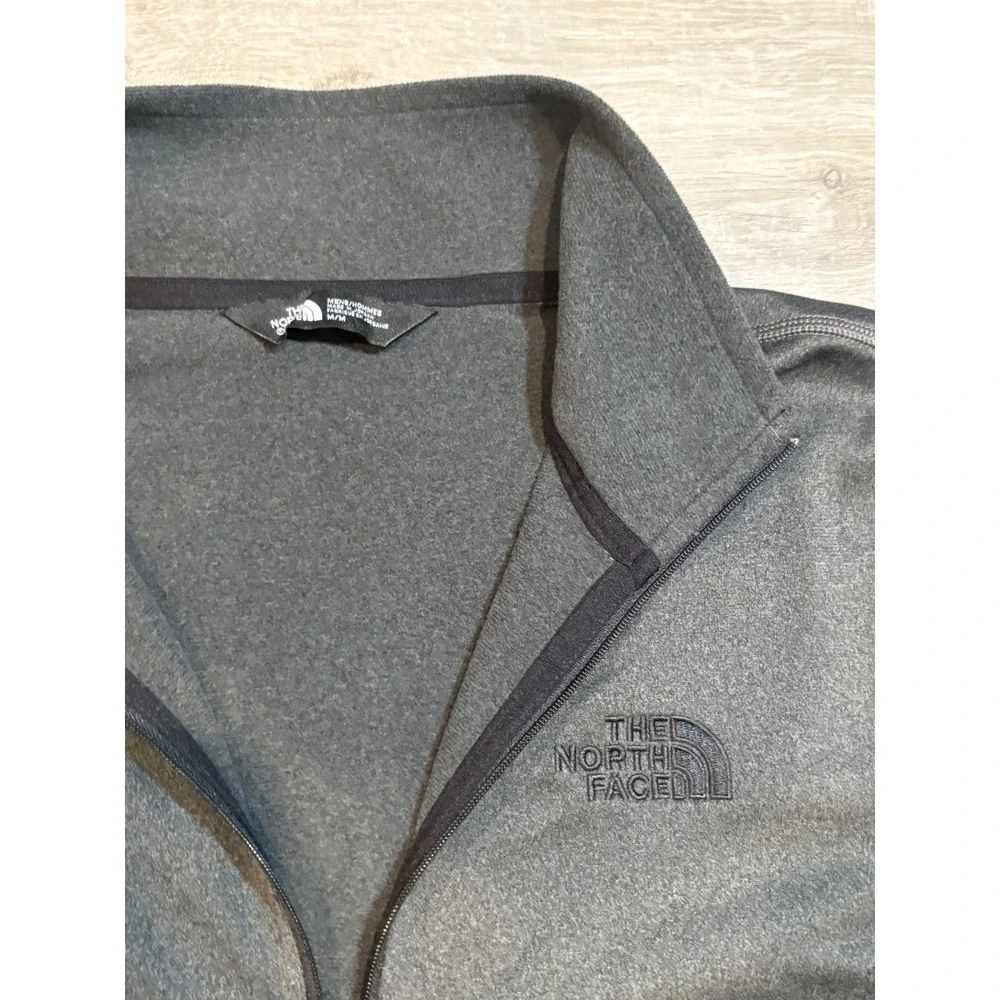 The North Face Pullover Lightweight 1/4 Zip Long‎ Sleeve Gray Mens Medium